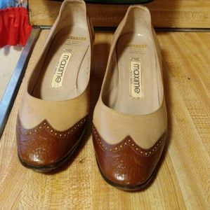 Vintage two toned shoes